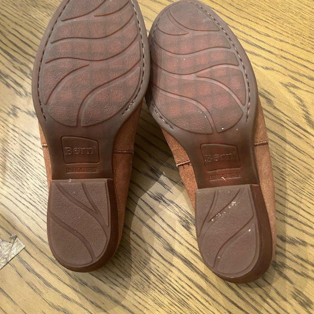 Born leather mule ankle boots. Sz 9 - Picture 5 of 6